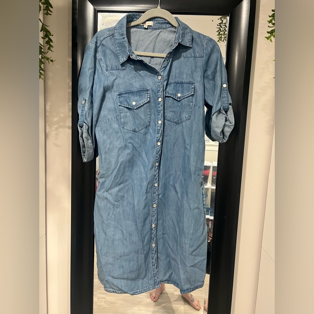 Kut from the Kloth Light Blue Denim Dress